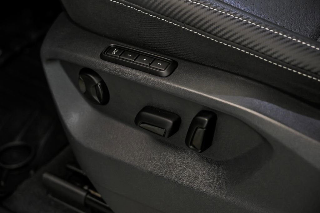 Certified 2023 Volkswagen Atlas Cross Sport SEL image 15