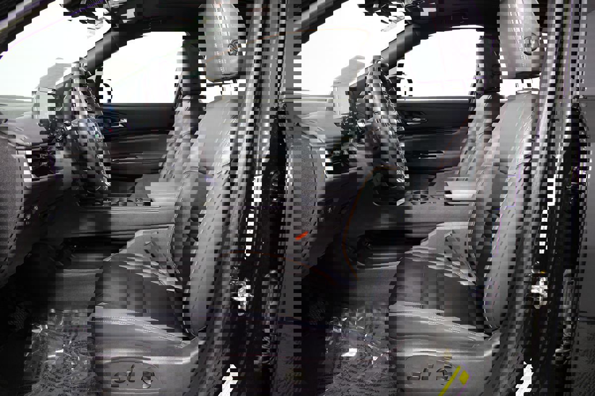 Used 2024 Honda Prologue Touring image 9