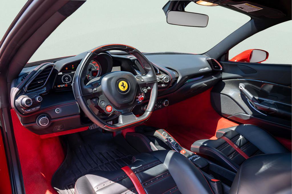 Used 2017 Ferrari 488 GTB RWD image 33