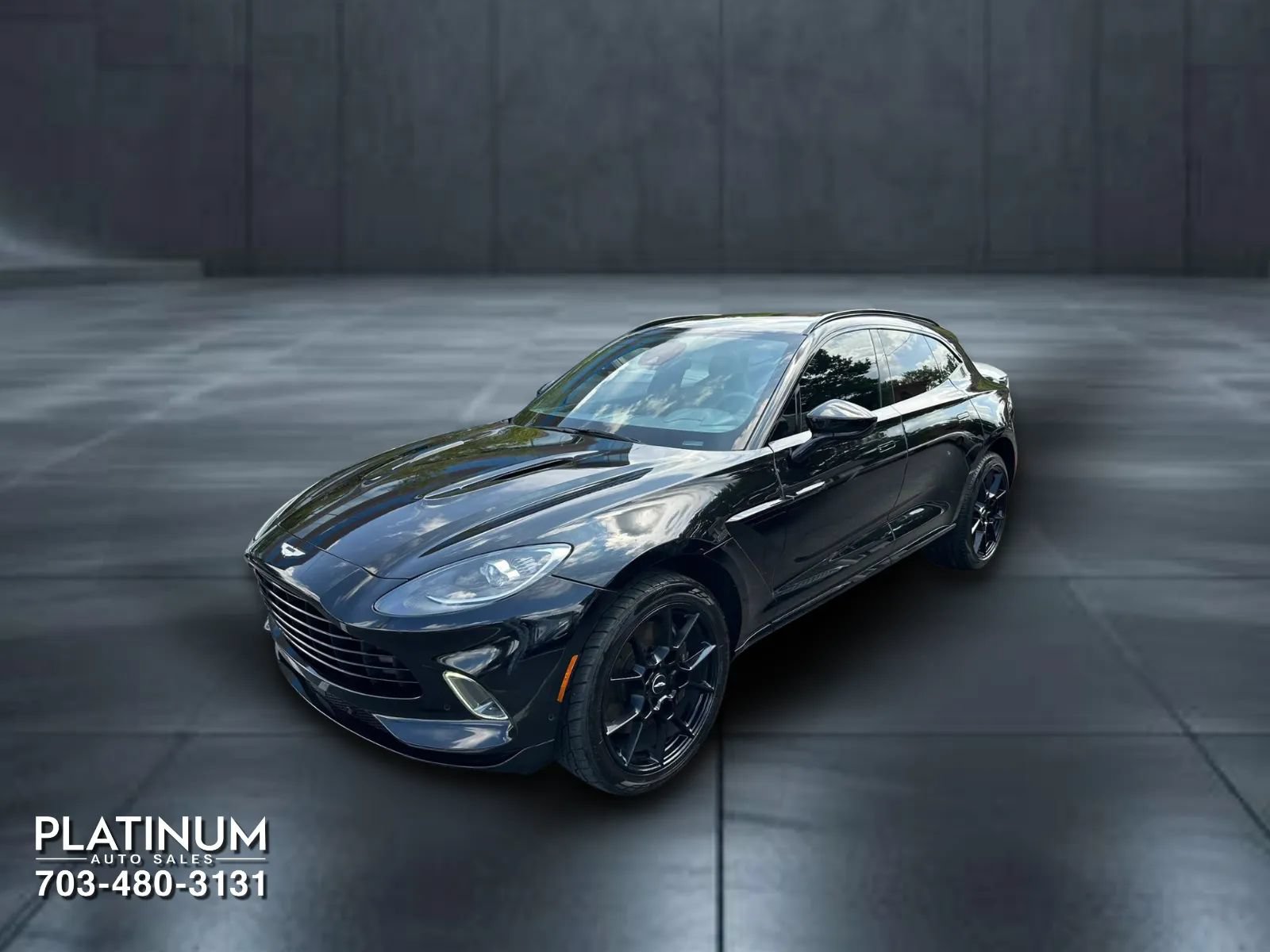Used 2021 Aston Martin DBX AWD/4WD image 6