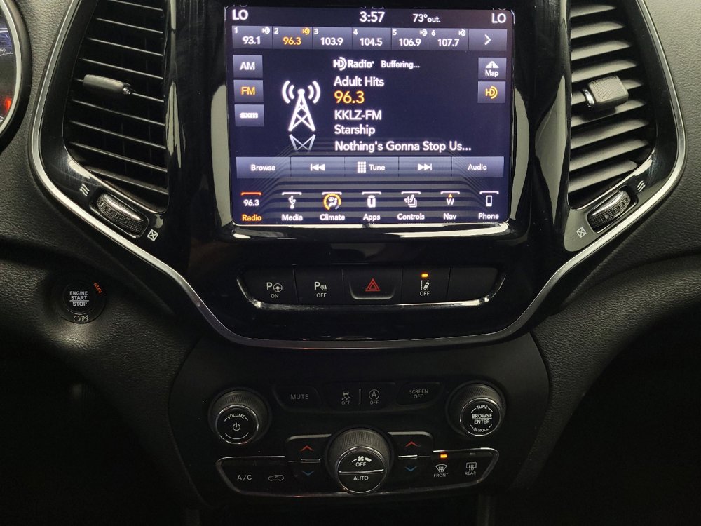 Used 2019 Jeep Cherokee Limited w/ Luxury Group FWD image 25