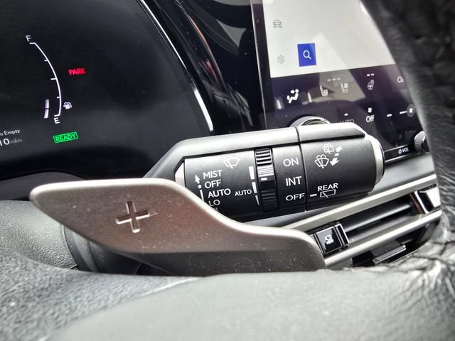 Used 2023 Lexus RX 350 w/ Accessory Package (Z1) AWD/4WD image 18