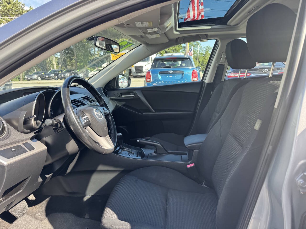 Used 2012 MAZDA MAZDA3 i Touring FWD image 14