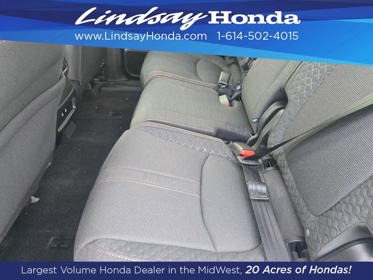 New 2026 Honda Pilot Sport image 3