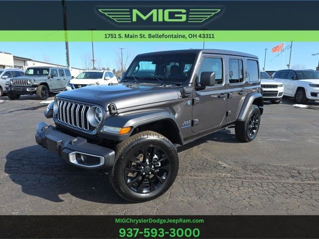 Used 2025 Jeep Wrangler Unlimited Sahara w/ Safety Group image 1