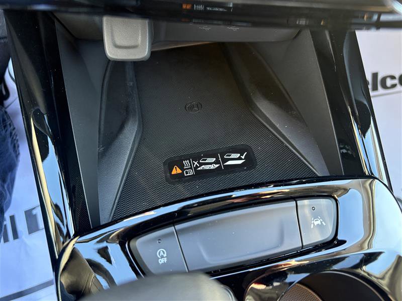 New 2026 Chevrolet Trax ACTIV w/ Sunroof Package FWD image 16