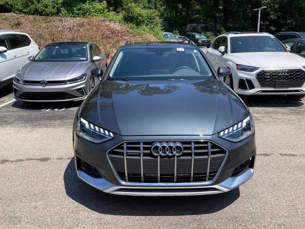 Used 2023 Audi A4 2.0T allroad Premium w/ Convenience Package AWD/4WD image 2
