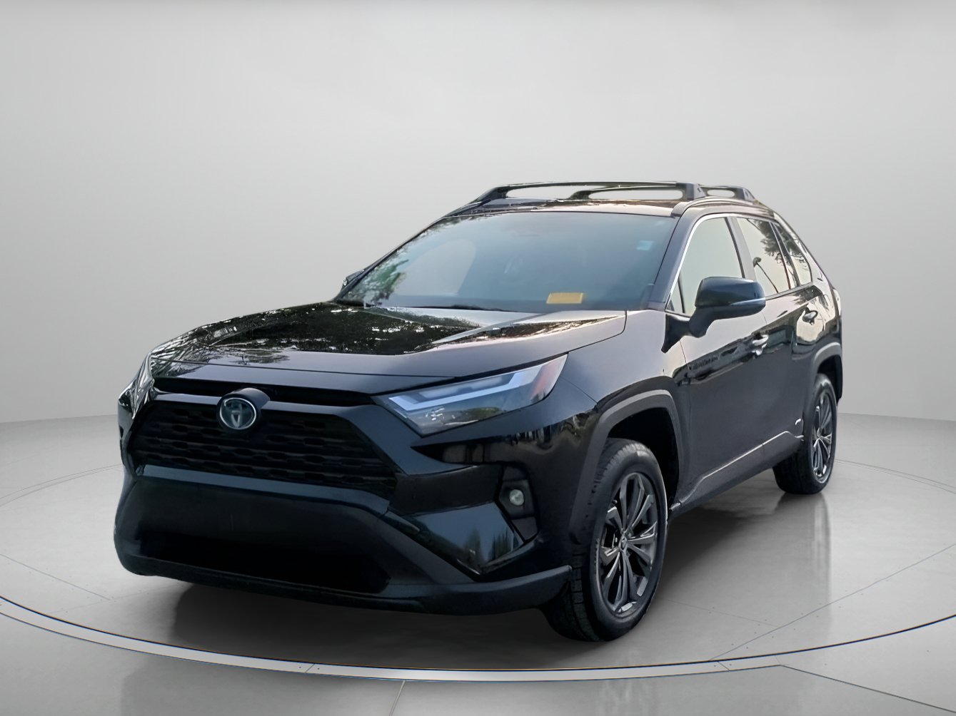 Used 2023 Toyota RAV4 XLE Premium AWD/4WD image 11