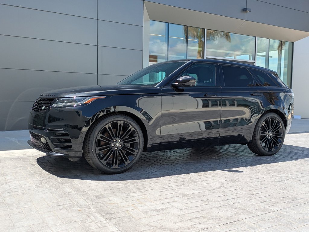 New 2026 Land Rover Range Rover Velar Dynamic SE