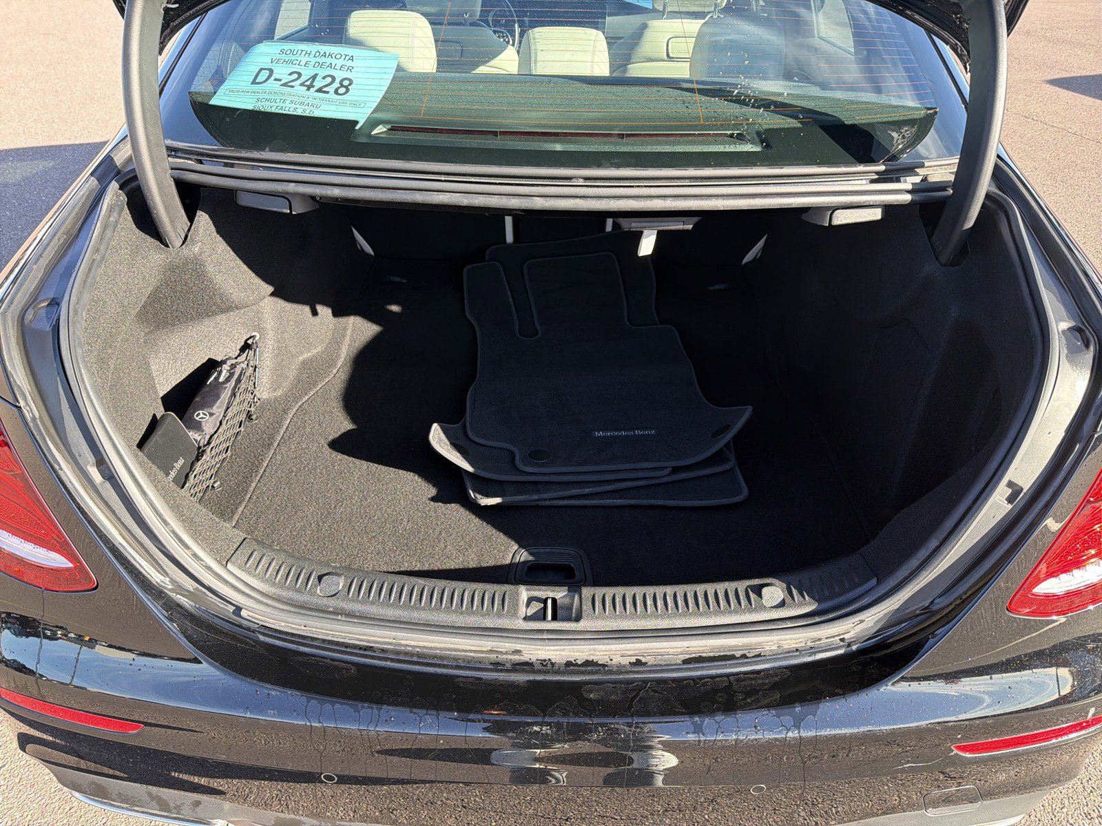 Used 2019 Mercedes-Benz E 300 4MATIC image 18