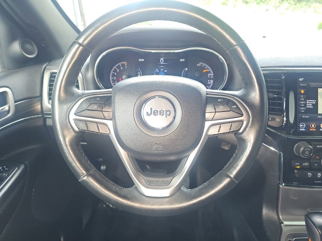 Used 2019 Jeep Grand Cherokee Limited AWD/4WD image 15