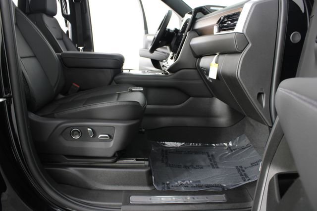 New 2026 GMC Yukon Denali AWD/4WD image 30