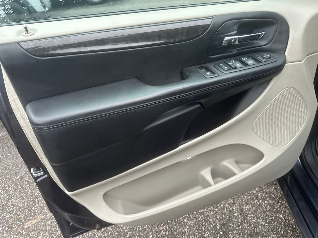 Used 2014 Dodge Grand Caravan SE w/ Quick Order Package 29E SE image 14