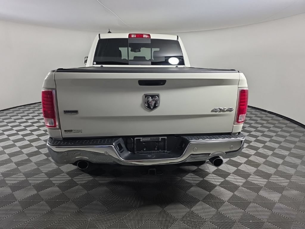 Used 2017 RAM 1500 Laramie w/ Convenience Group AWD/4WD image 4