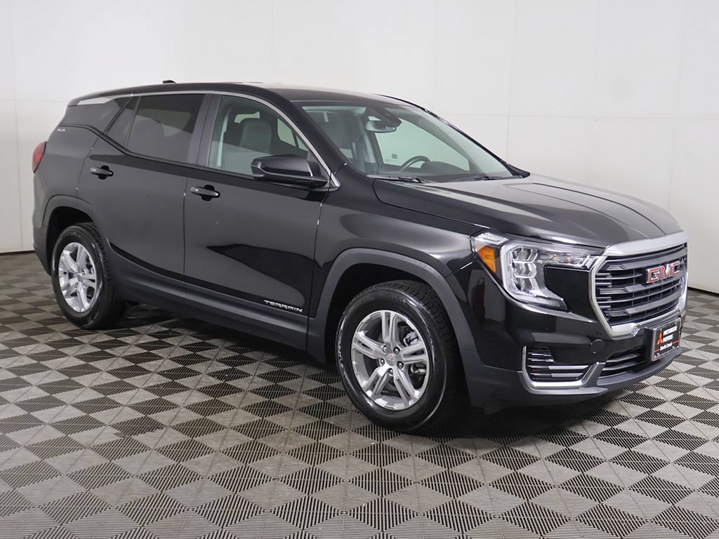 Used 2024 GMC Terrain SLE AWD/4WD image 45