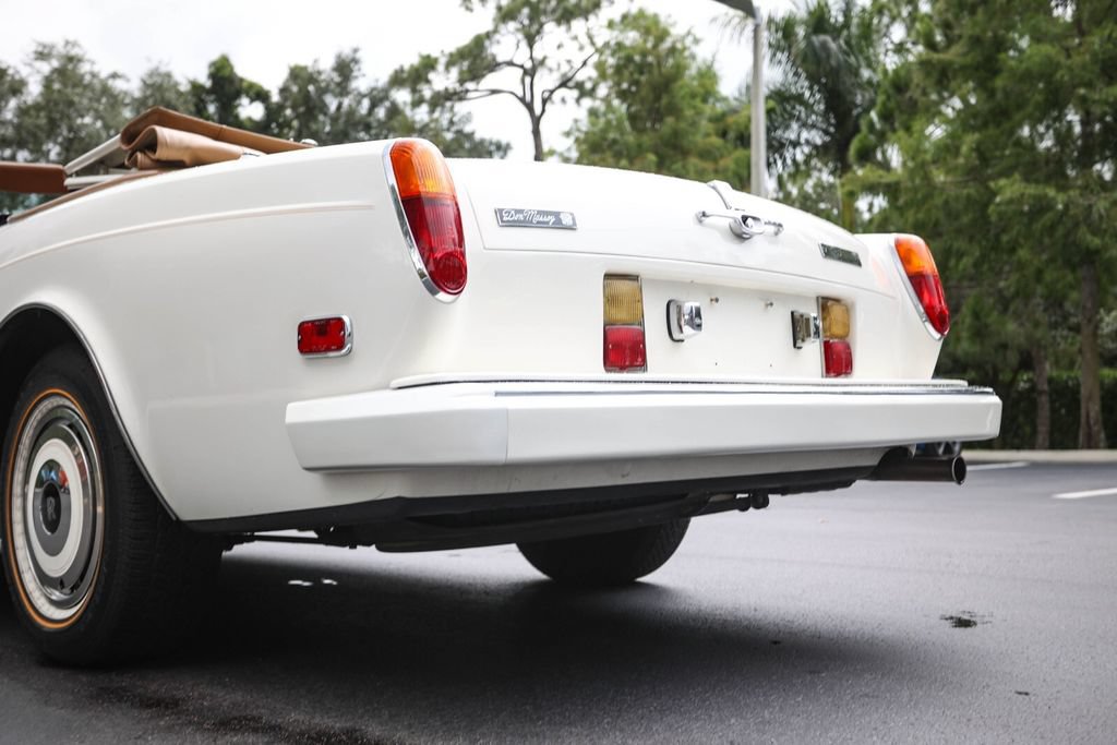 Used 1989 Rolls-Royce Corniche II RWD image 17