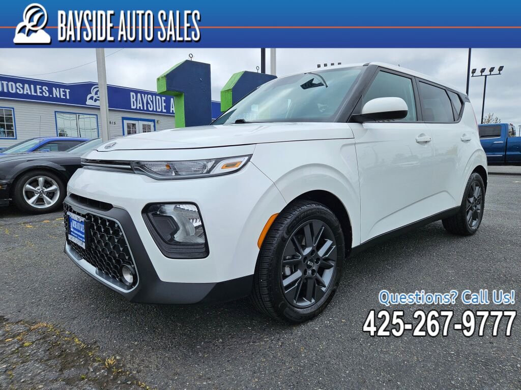 Used 2021 Kia Soul EX FWD image 1