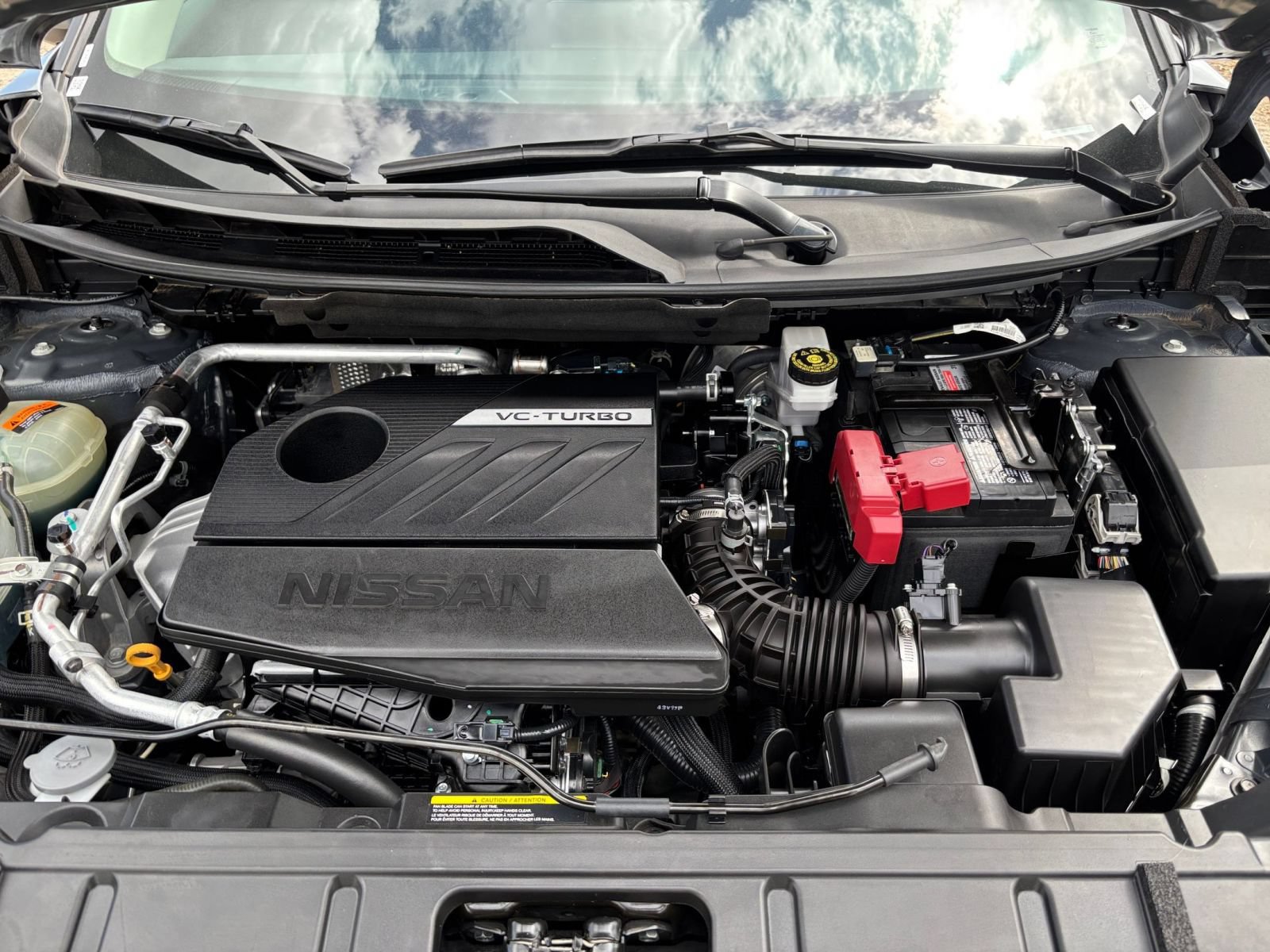 Used 2025 Nissan Rogue SV FWD image 34