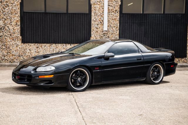 Used 2002 Chevrolet Camaro Z28 w/ SS Performance/Appearance Pkg image 3