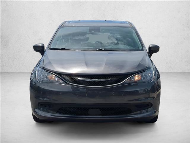 Used 2023 Chrysler Voyager LX FWD video 2