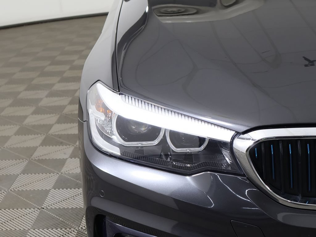 Used 2018 BMW 530e xDrive AWD/4WD image 15