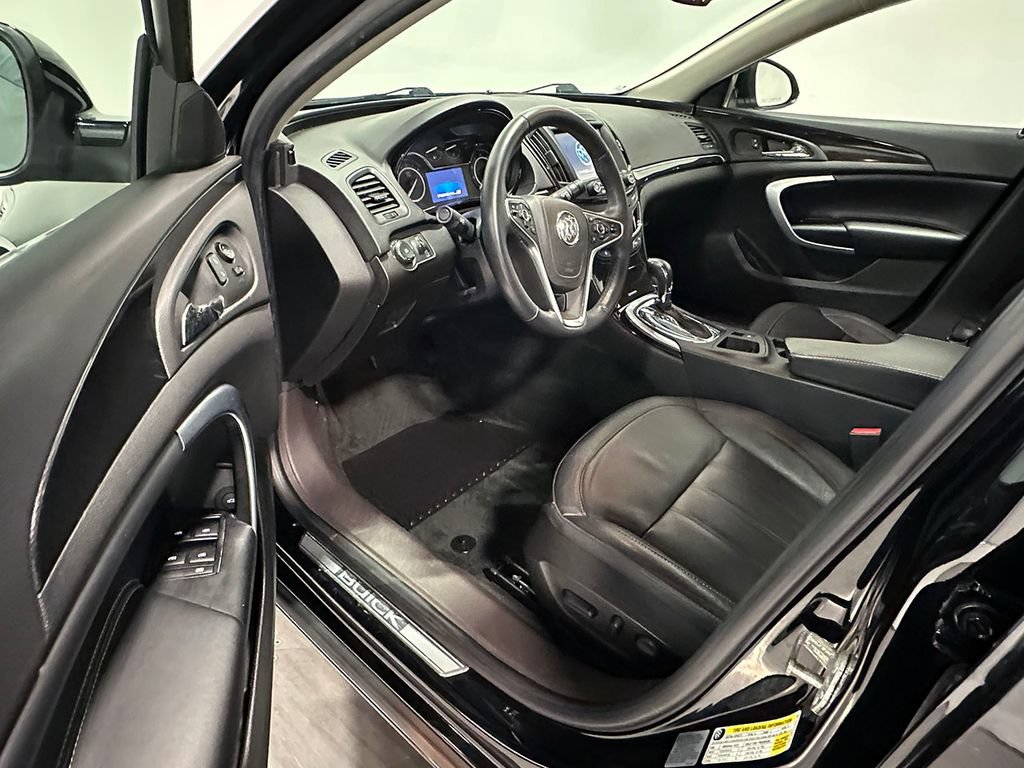 Used 2016 Buick Regal FWD image 17