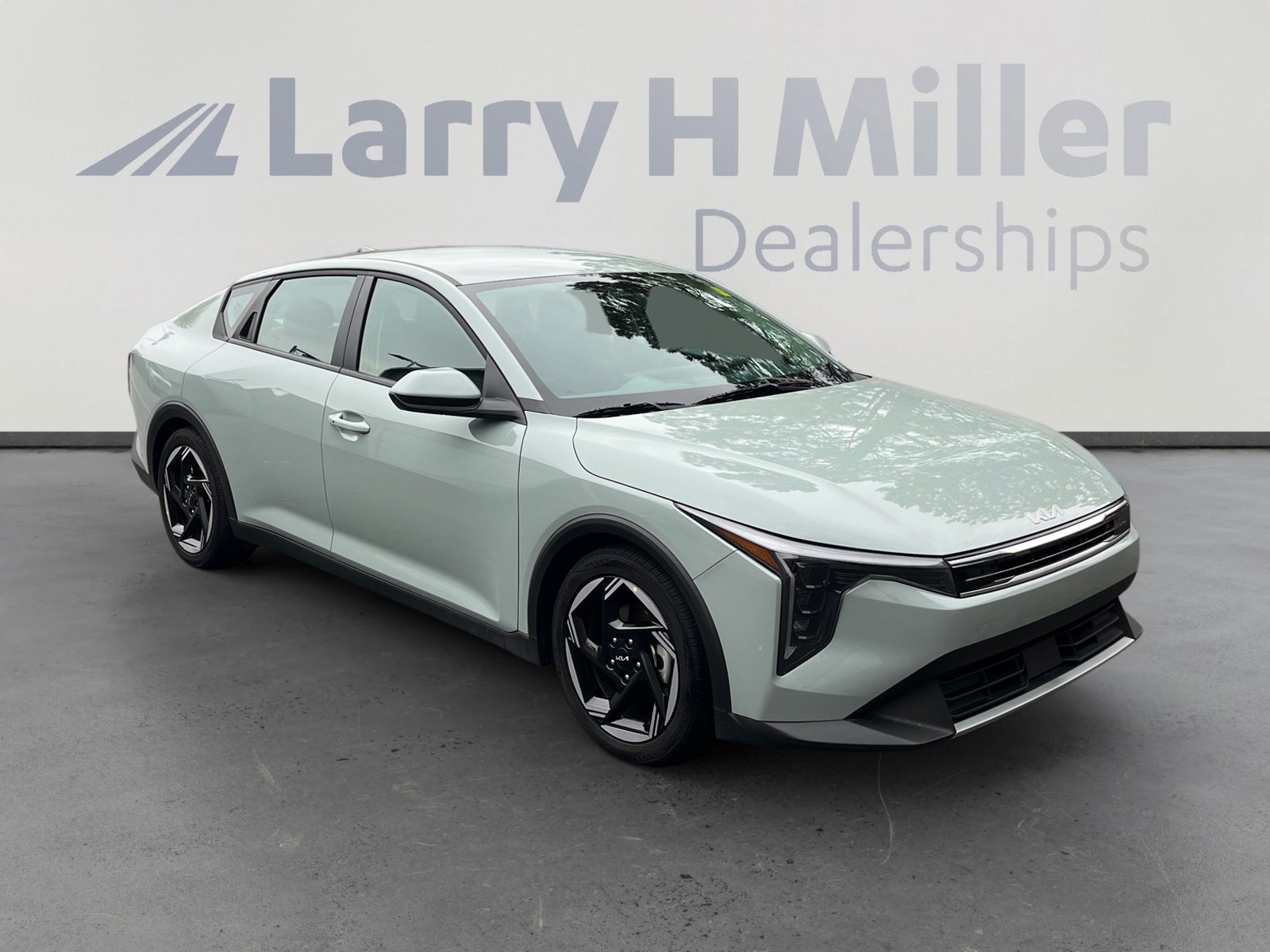 Used 2025 Kia K4 EX image 7