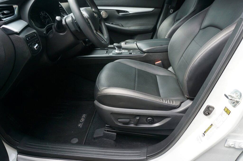 Used 2022 INFINITI QX50 Essential image 33