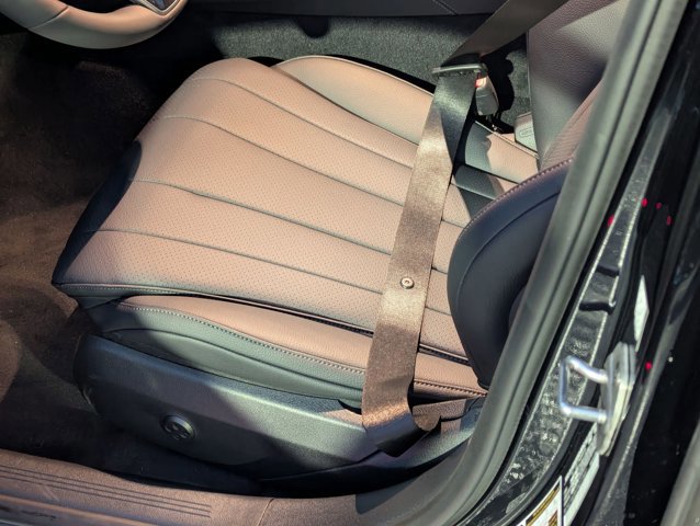 New 2026 Mercedes-Benz E 350 Sedan image 4