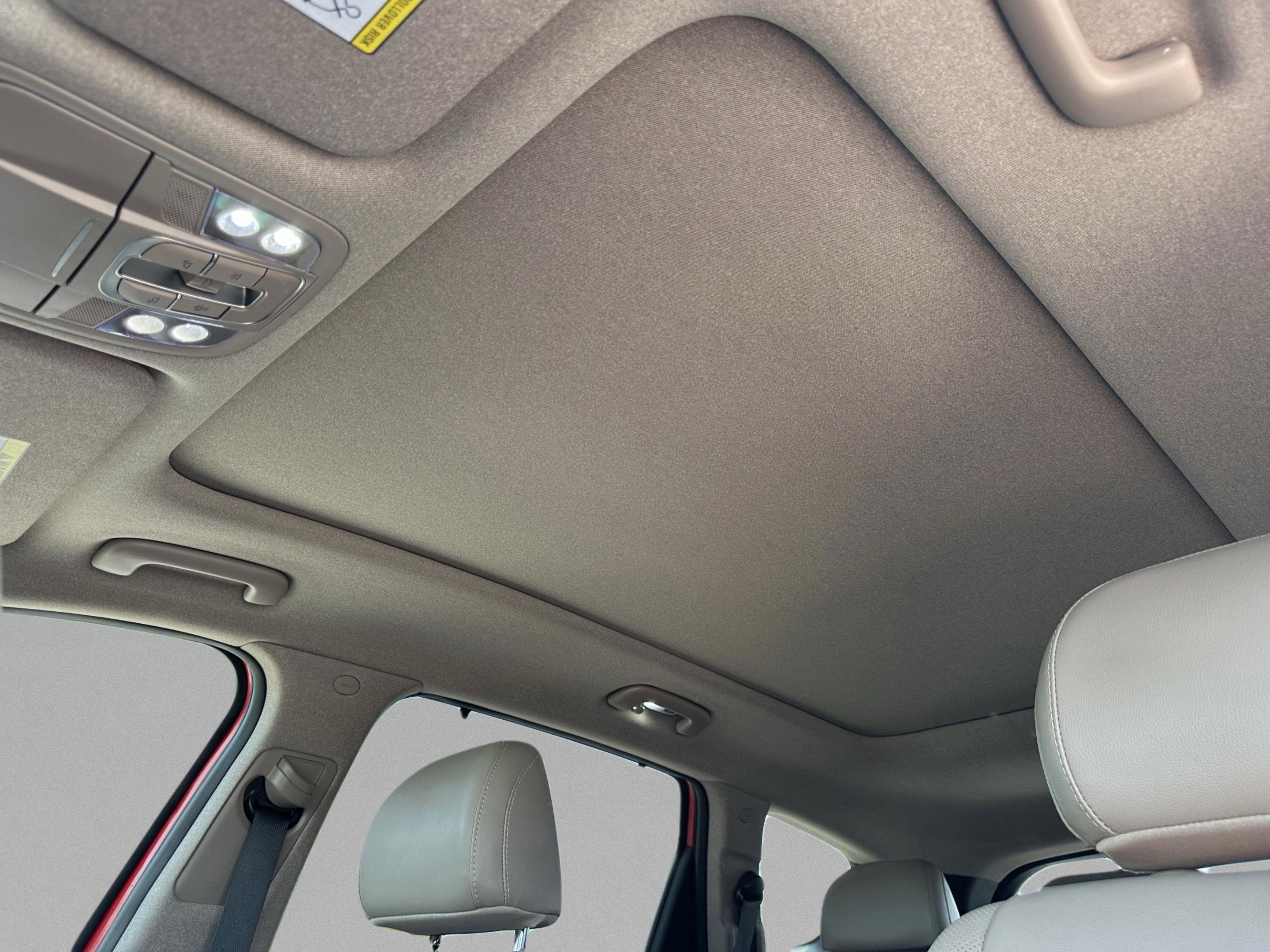 Used 2020 Hyundai Santa Fe Limited image 24