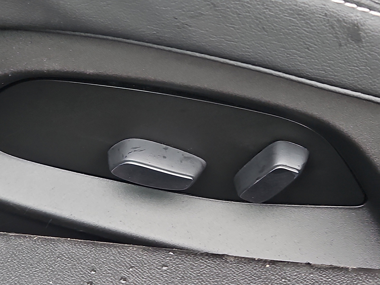 Used 2023 Chevrolet Corvette Stingray Coupe w/ 1LT image 25