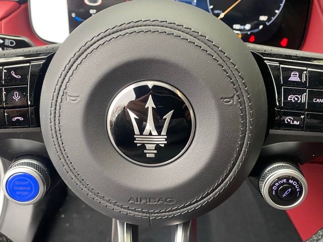 New 2025 Maserati Grecale Trofeo image 24