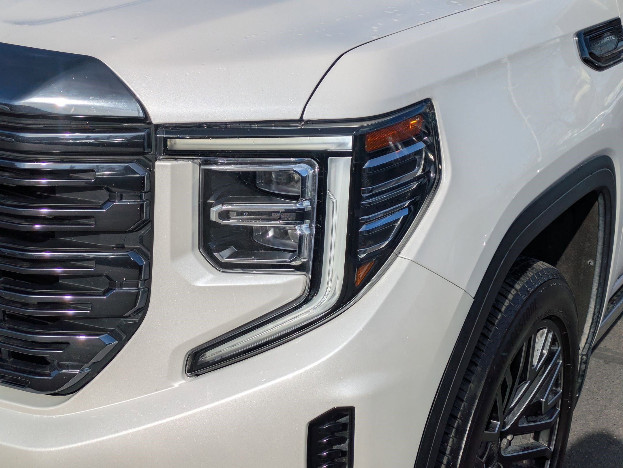 Used 2022 GMC Sierra 1500 Denali Ultimate image 12