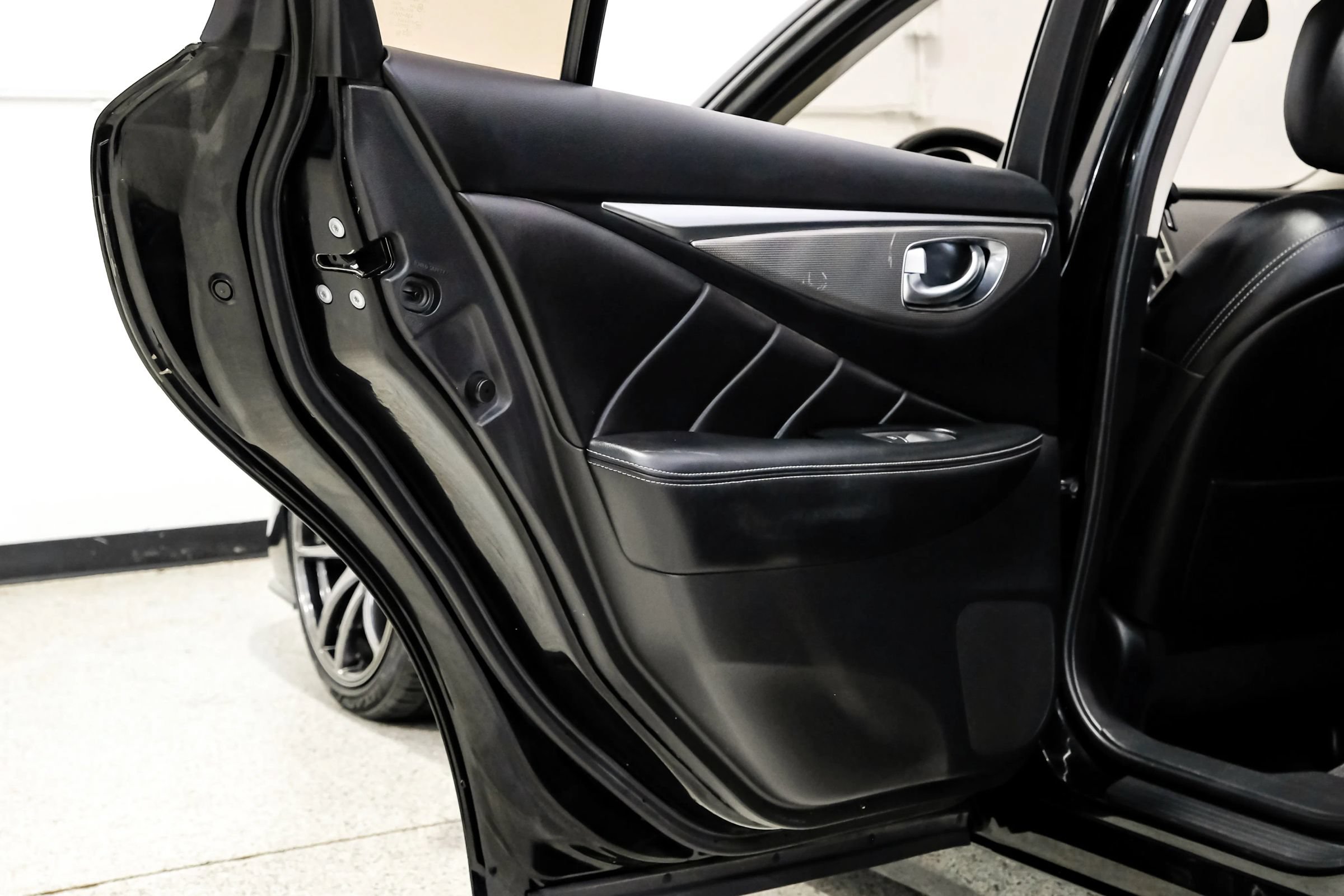 Used 2019 INFINITI Q50 Signature Edition RWD image 50