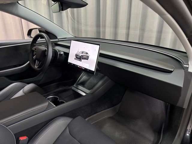 Used 2024 Tesla Model 3 Performance AWD/4WD image 9