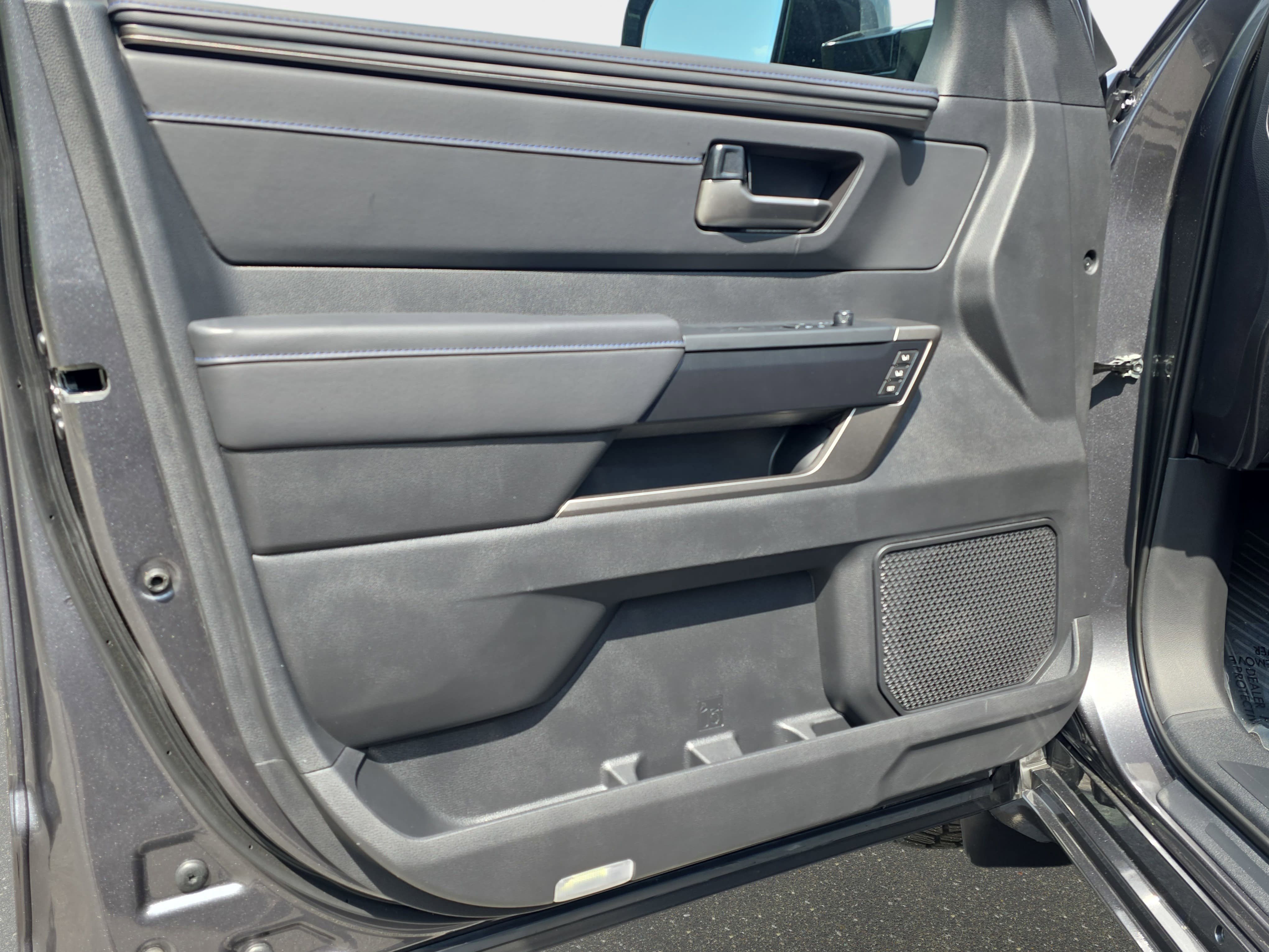 Used 2026 Toyota Sequoia Platinum AWD/4WD image 28