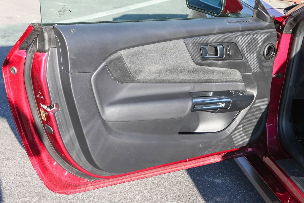 Used 2025 Ford Mustang Coupe image 22