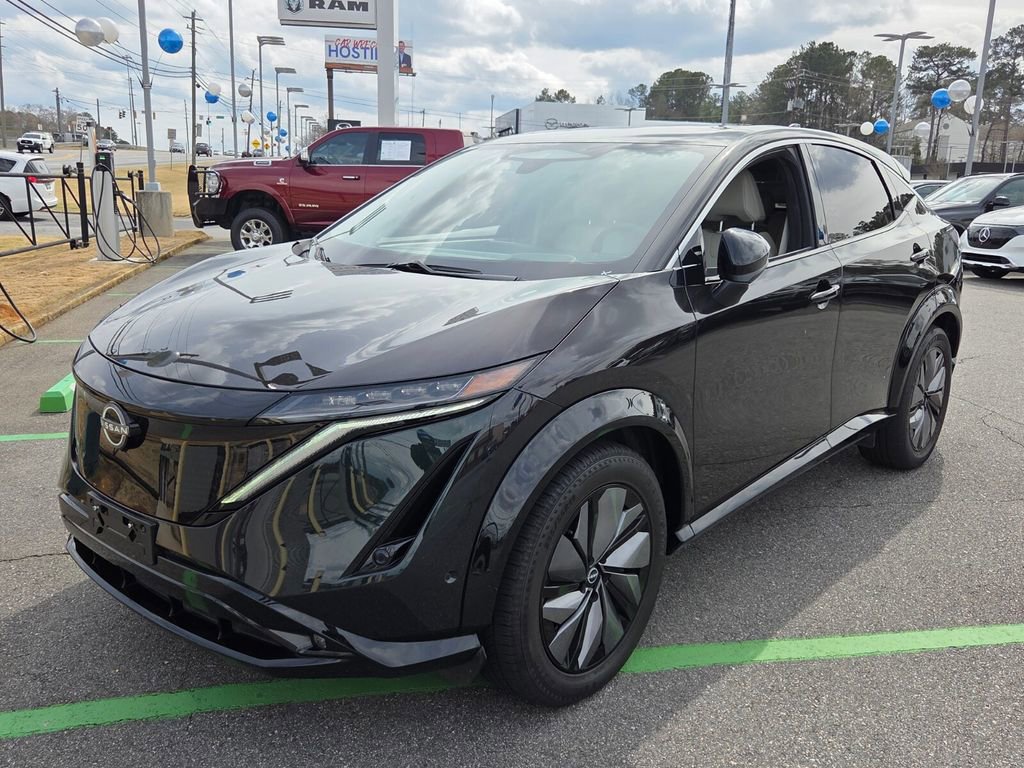 Used 2023 Nissan Ariya FWD image 3