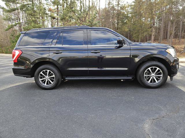 Used 2019 Ford Expedition XLT w/ Cargo Package image 6