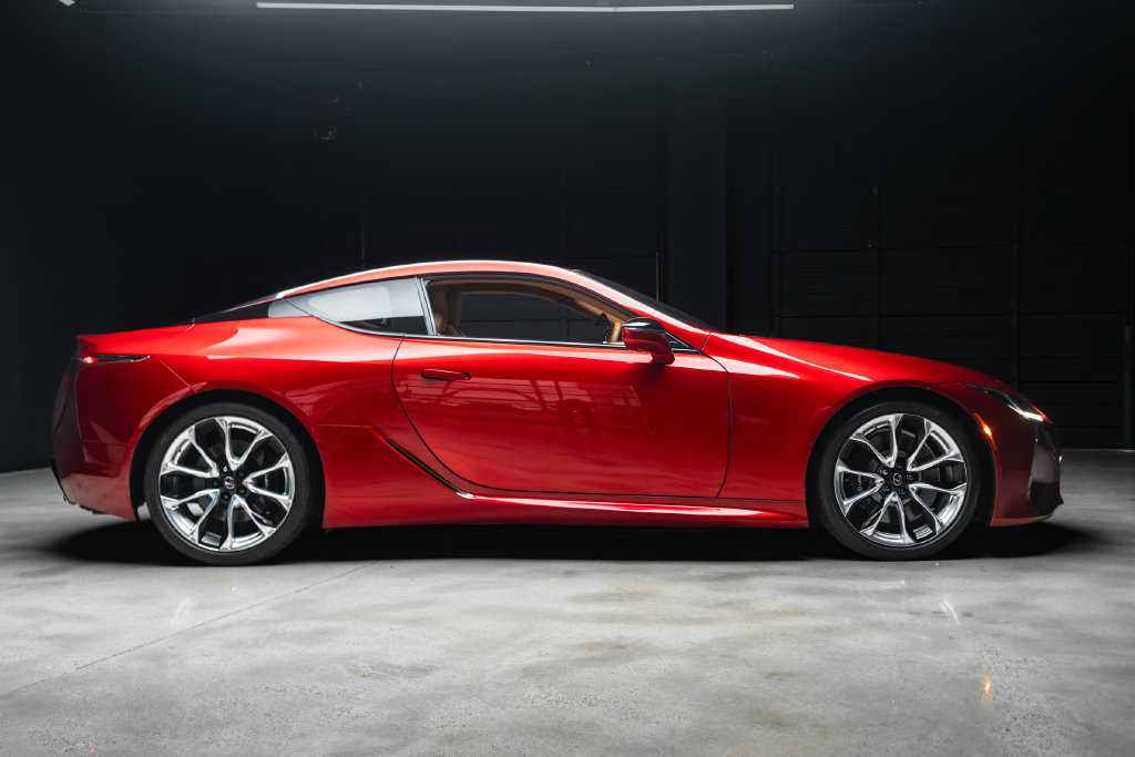 Used 2018 Lexus LC 500 Coupe w/ Sport Package RWD image 10