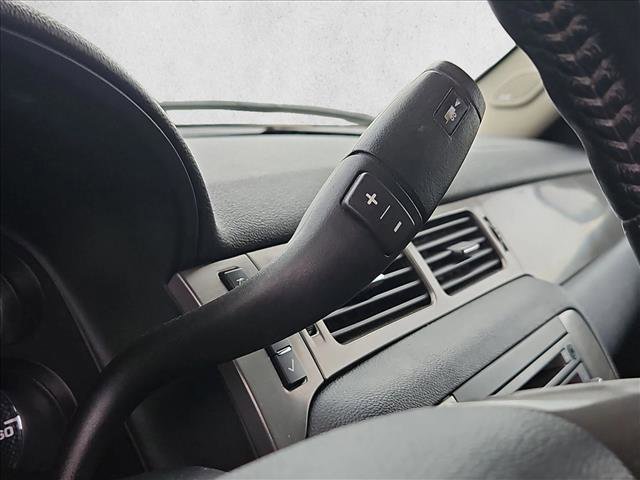 Used 2011 Chevrolet Suburban LT image 10