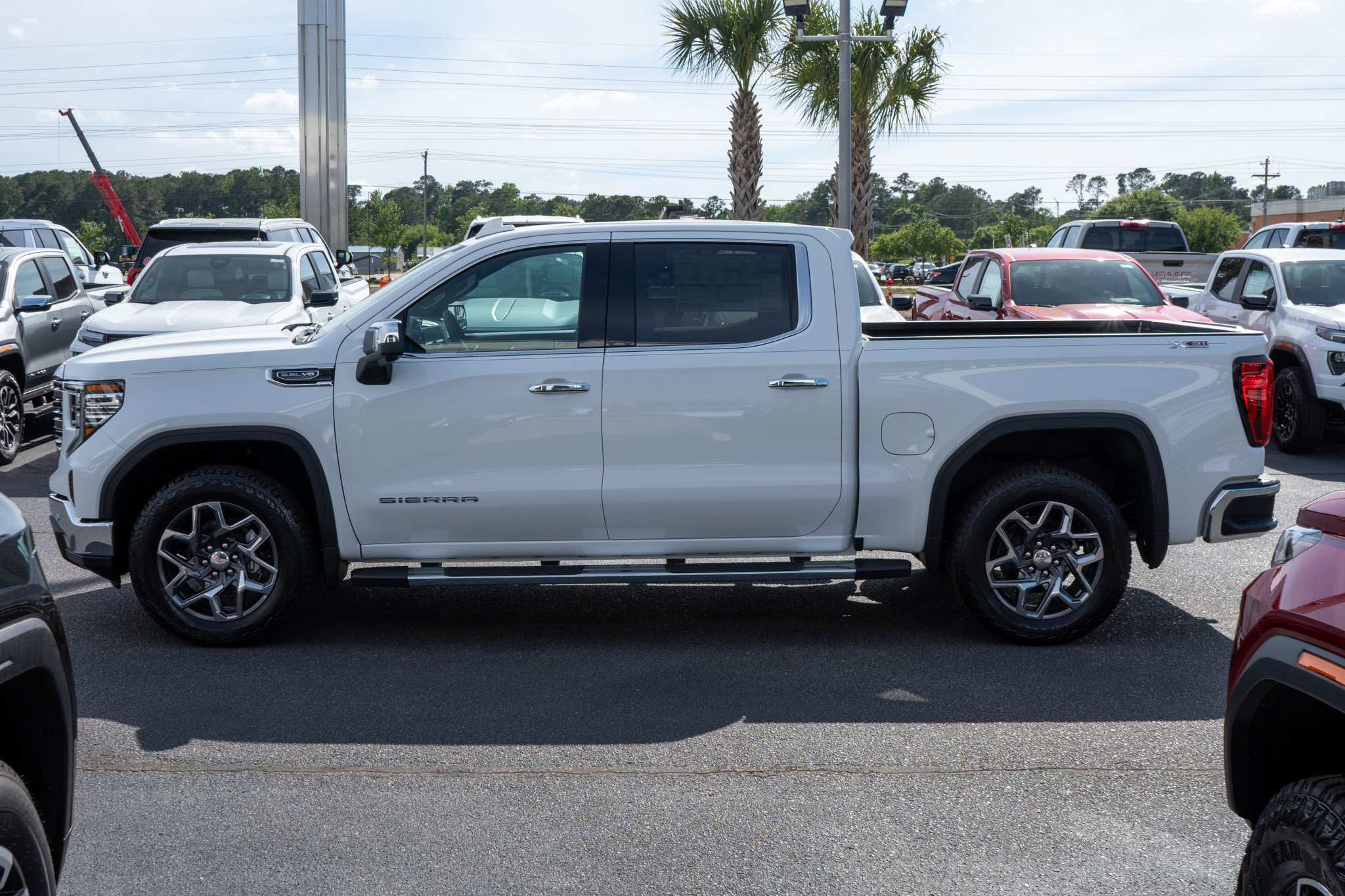 New 2026 GMC Sierra 1500 SLT AWD/4WD image 6