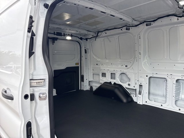 New 2025 Ford Transit 250 Low Roof image 31