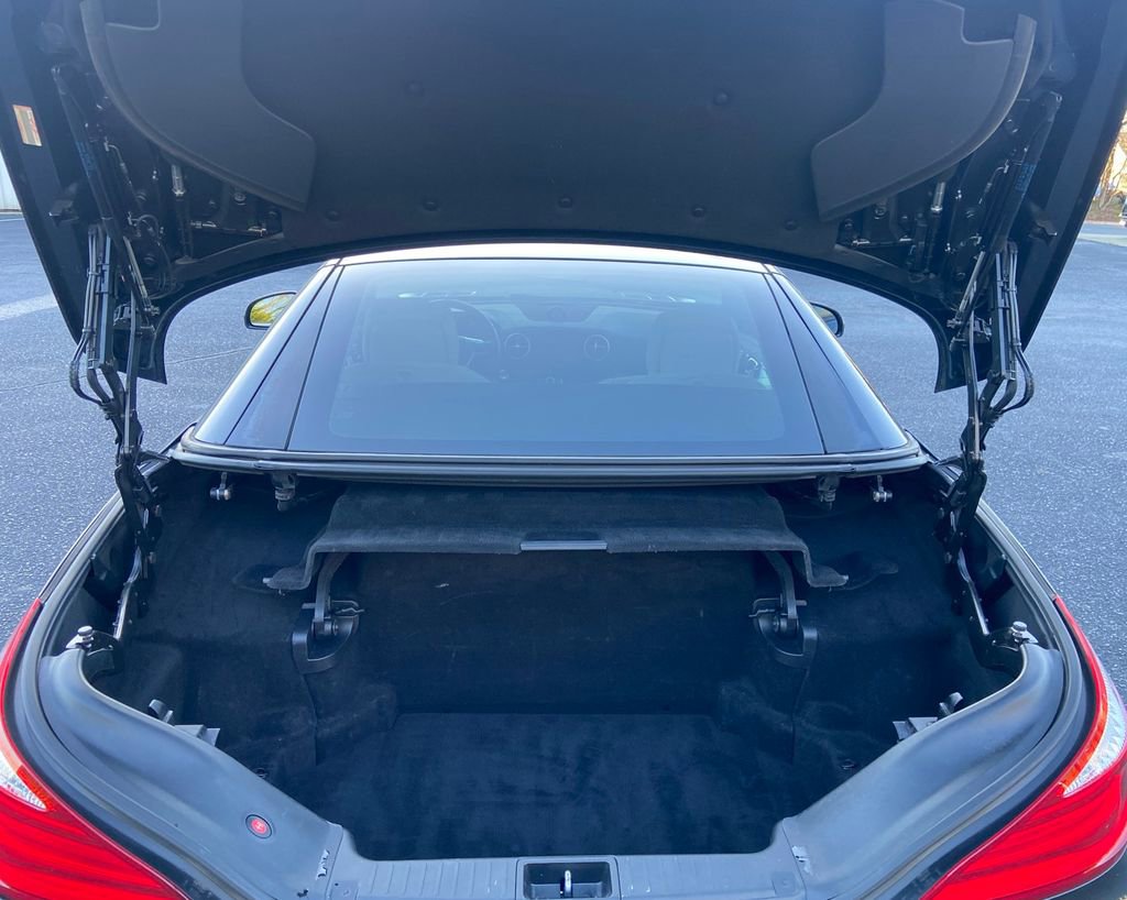 Used 2013 Mercedes-Benz SL 550 image 10