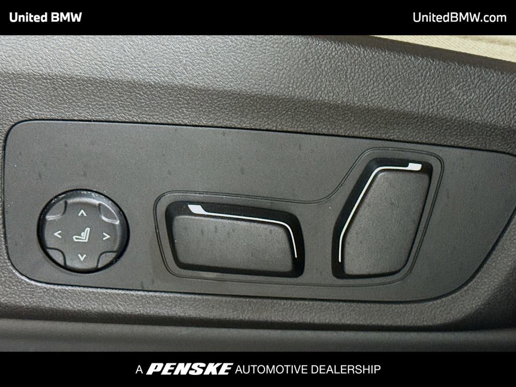 Used 2024 BMW X3 sDrive30i w/ Premium Package RWD image 4
