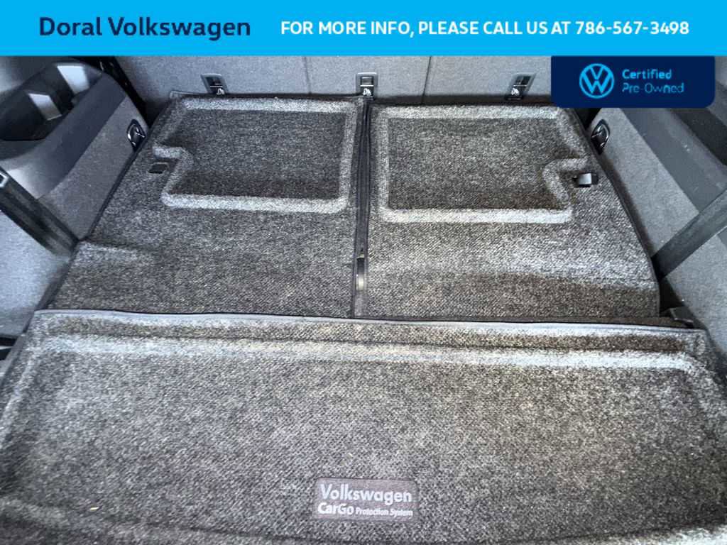Certified 2023 Volkswagen Tiguan SE FWD image 24