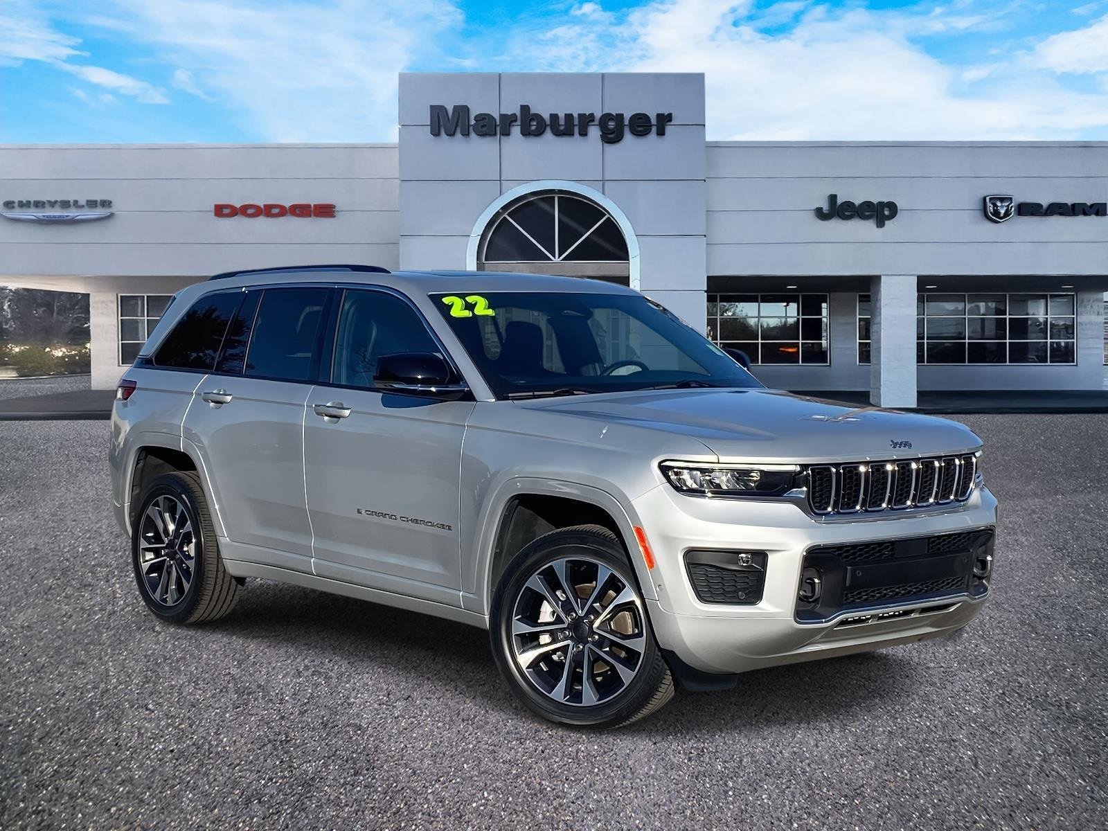 Used 2022 Jeep Grand Cherokee Overland w/ Luxury Tech Group IV