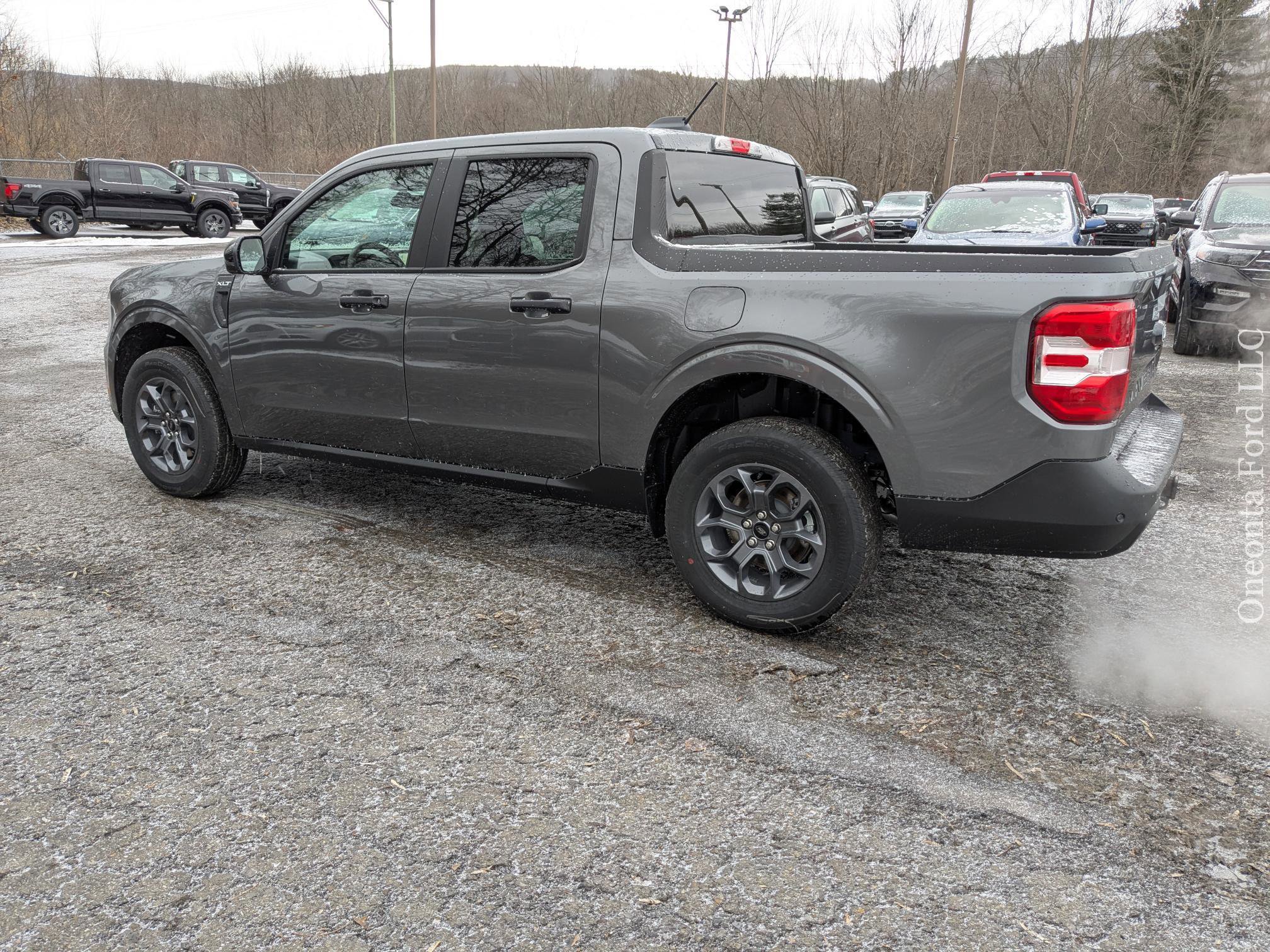 New 2025 Ford Maverick XLT w/ XLT Luxury Package image 10