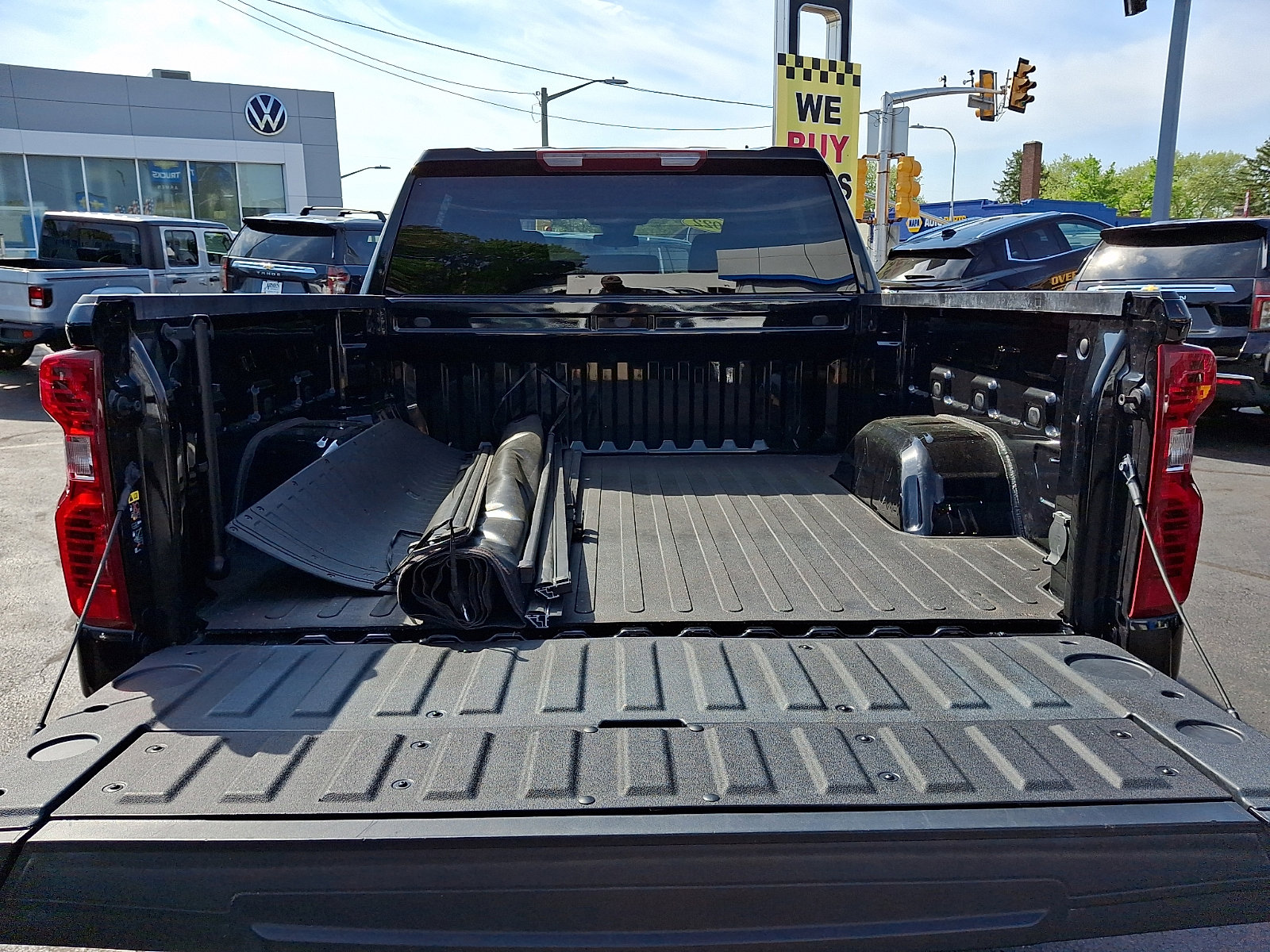 Certified 2022 Chevrolet Silverado 1500 Custom AWD/4WD image 27