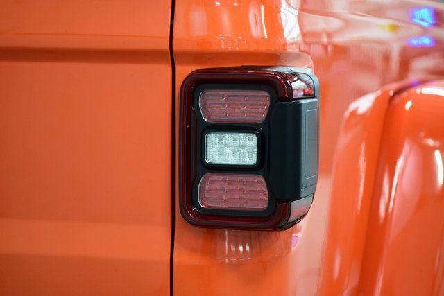 Used 2020 Jeep Gladiator Rubicon w/ LED Lighting Group image 15